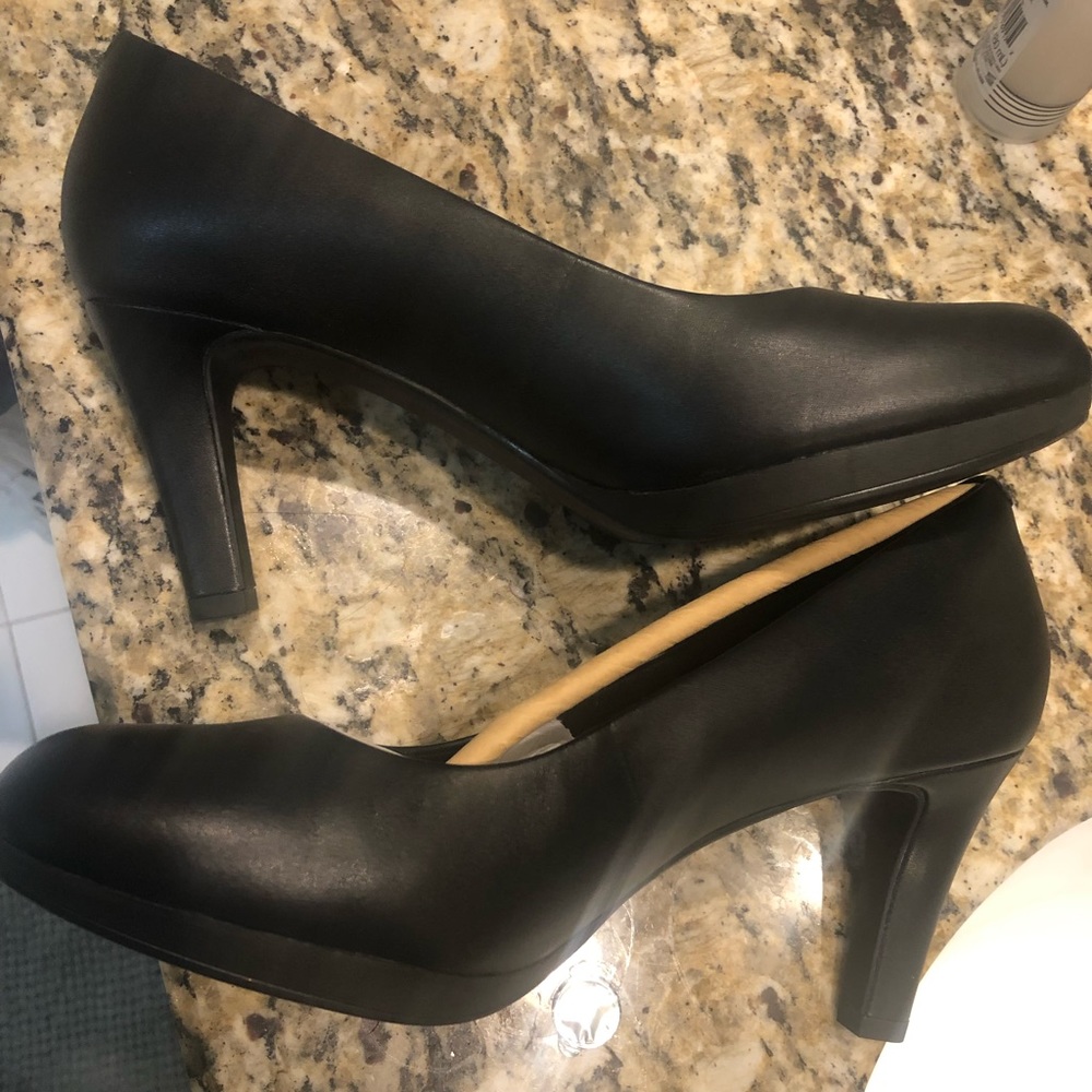 Clark’s Adriel Viola Heels